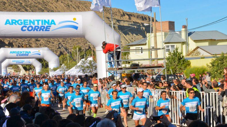 Atletas y la familia entera volverán a disfrutar en Rada Tilly de Argentina Corre.